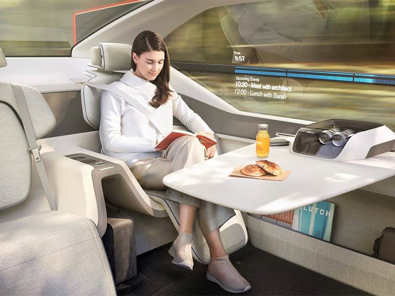 اضغط لمشاهدة الفيديو: فولفو تستعرض منزلاً مصغرًا على عجلات!